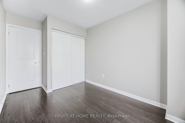 Photo 31 at 10 Vanhorne Close, Northwest Brampton, Brampton