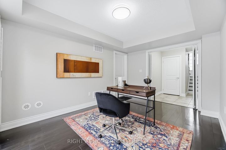 Photo 35 at 10 Vanhorne Close, Northwest Brampton, Brampton