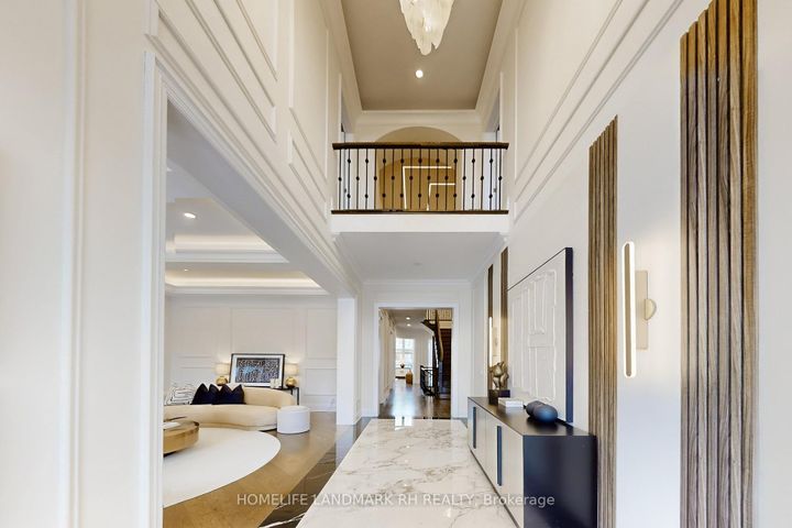 Photo 6 at 38 Kaia Court, Patterson, Vaughan