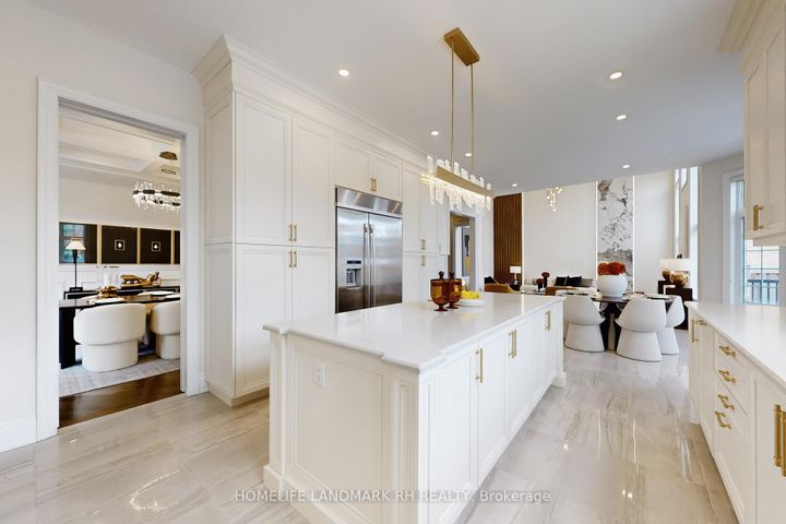 Photo 9 at 38 Kaia Court, Patterson, Vaughan