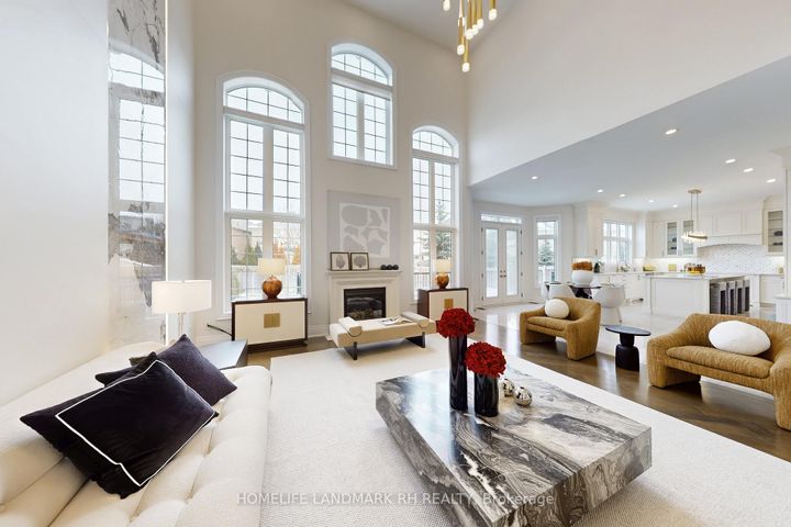 Photo 15 at 38 Kaia Court, Patterson, Vaughan