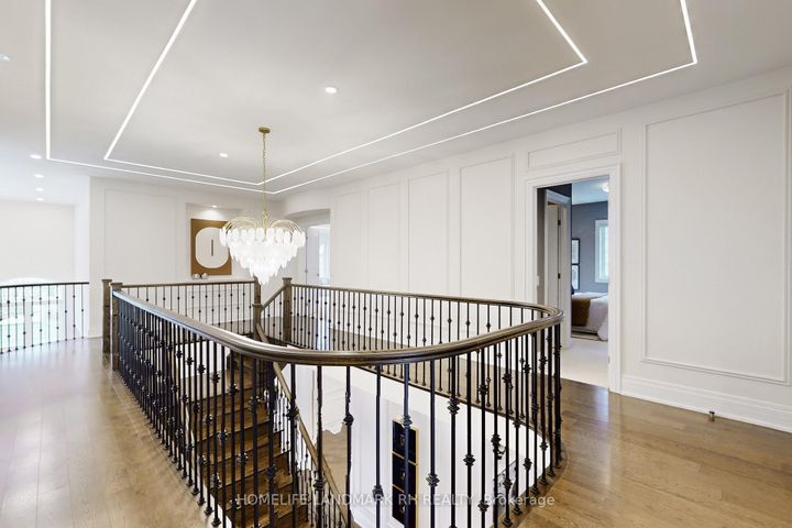 Photo 43 at 38 Kaia Court, Patterson, Vaughan