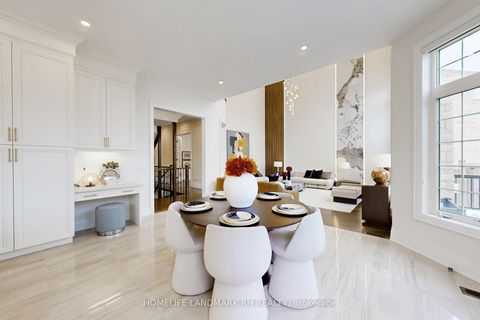 Photo 14 at 38 Kaia Court, Patterson, Vaughan