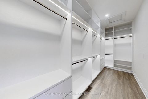 Photo 27 at 38 Kaia Court, Patterson, Vaughan