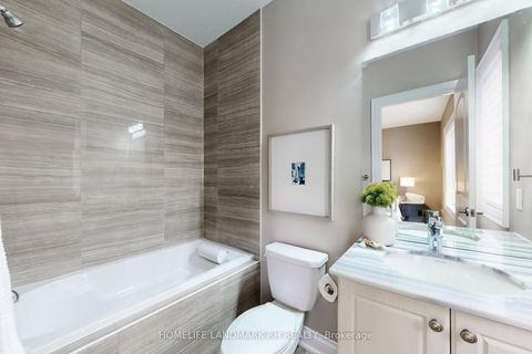 Photo 42 at 38 Kaia Court, Patterson, Vaughan