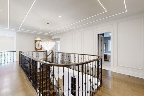 Photo 43 at 38 Kaia Court, Patterson, Vaughan