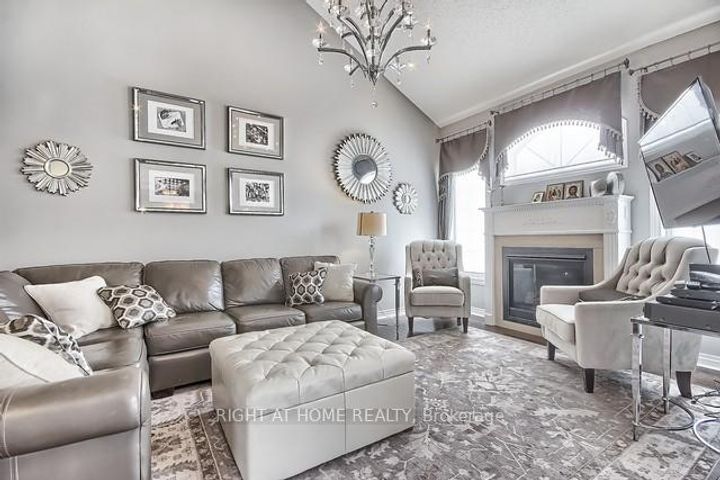 Photo 19 at 154 Peter Rupert Avenue W, Patterson, Vaughan