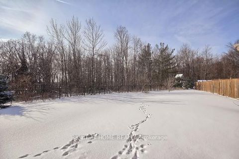 Photo 39 at 154 Peter Rupert Avenue W, Patterson, Vaughan