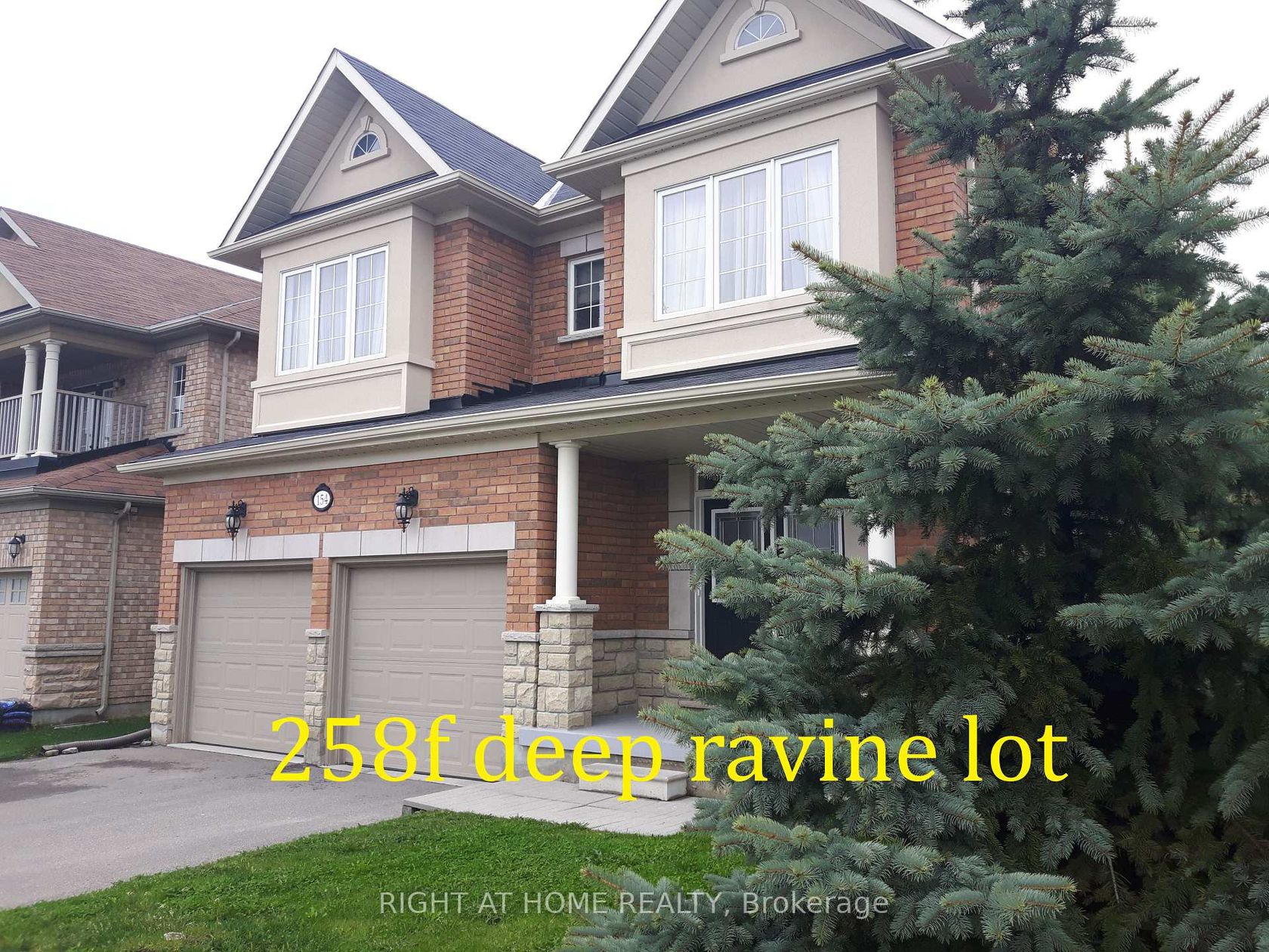 154 Peter Rupert Avenue W, Patterson, Vaughan photo number 2