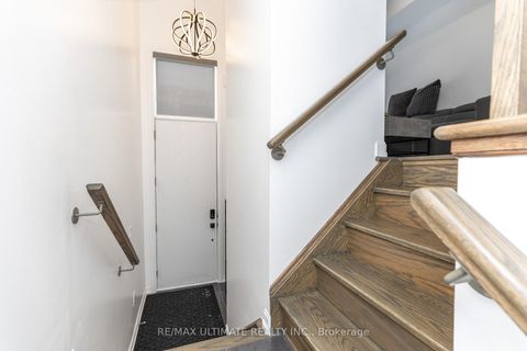 Photo 2 at 13 Caroline Carpenter Grove, CFB, Toronto