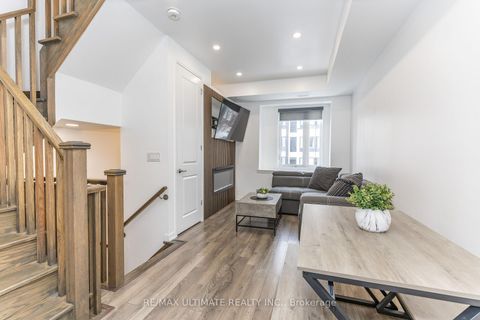 Photo 3 at 13 Caroline Carpenter Grove, CFB, Toronto