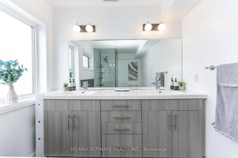 Photo 20 at 13 Caroline Carpenter Grove, CFB, Toronto