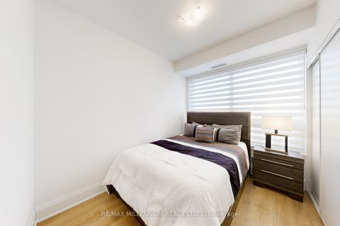 Photo 33 at 2202 - 30 Elm Drive W, City Centre, Mississauga