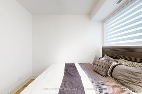 Photo 34 at 2202 - 30 Elm Drive W, City Centre, Mississauga