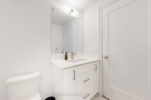 Photo 39 at 2202 - 30 Elm Drive W, City Centre, Mississauga