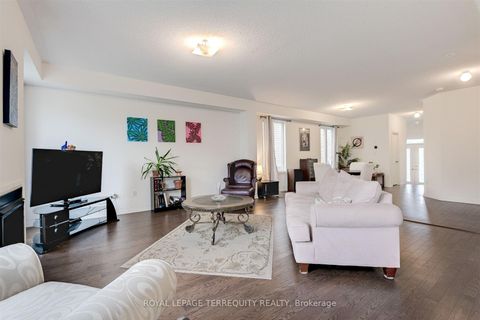 Photo 6 at 137 East Shore Drive, Bowmanville, Clarington