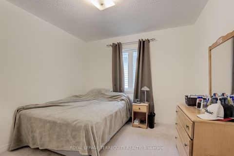 Photo 29 at 137 East Shore Drive, Bowmanville, Clarington