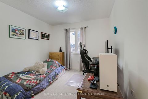 Photo 31 at 137 East Shore Drive, Bowmanville, Clarington