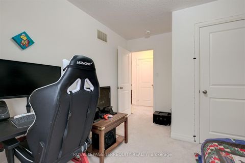 Photo 32 at 137 East Shore Drive, Bowmanville, Clarington