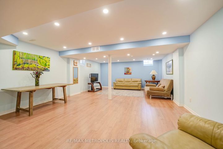 Photo 30 at 58 Lady Loretta Lane, Patterson, Vaughan