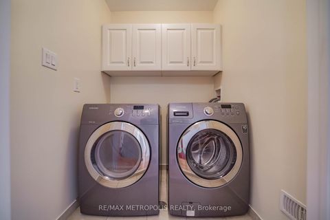 Photo 25 at 58 Lady Loretta Lane, Patterson, Vaughan