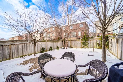 Photo 37 at 58 Lady Loretta Lane, Patterson, Vaughan