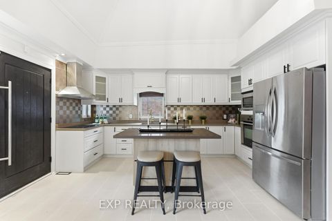 Photo 3 at 32 Victoria Boulevard, Mount Dennis, Toronto