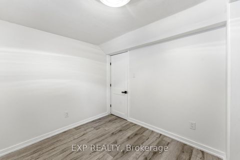 Photo 25 at 32 Victoria Boulevard, Mount Dennis, Toronto