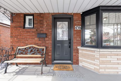 Photo 2 at 436 Oakwood Avenue, Oakwood Village, Toronto