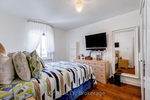 Photo 14 at 436 Oakwood Avenue, Oakwood Village, Toronto