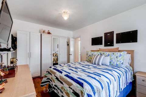 Photo 15 at 436 Oakwood Avenue, Oakwood Village, Toronto