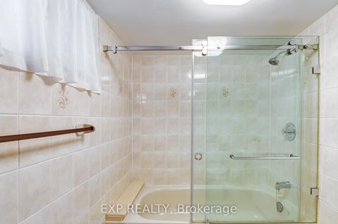 Photo 22 at 436 Oakwood Avenue, Oakwood Village, Toronto