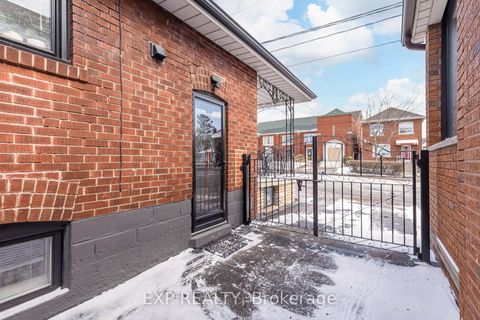 Photo 27 at 436 Oakwood Avenue, Oakwood Village, Toronto