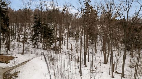 Photo 18 at 103 - 304 Essa Road, 400 West, Barrie