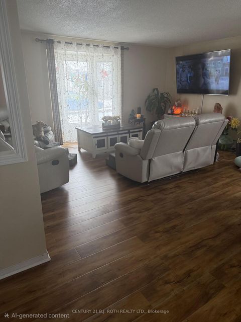 Photo 2 at 25 Comforts Cove Crescent, Rural Innisfil, Innisfil