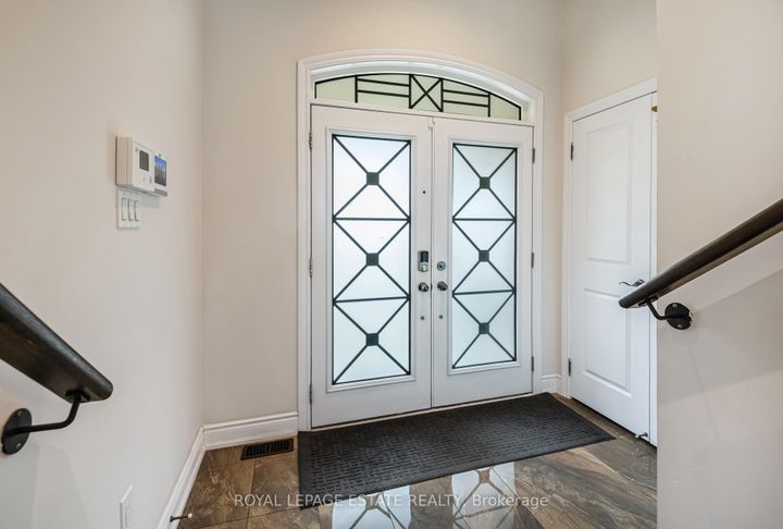 Photo 5 at 29 Provost Trail, Bram West, Brampton