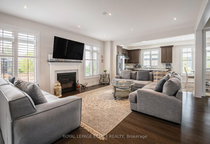 Photo 8 at 29 Provost Trail, Bram West, Brampton