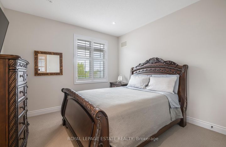 Photo 31 at 29 Provost Trail, Bram West, Brampton