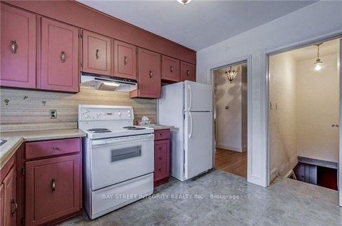 Photo 9 at 889 Royal York Road, Queensway, Toronto