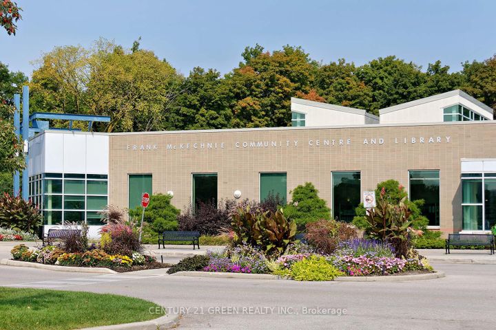 Photo 44 at 170 - 455 Apache Court, Hurontario, Mississauga