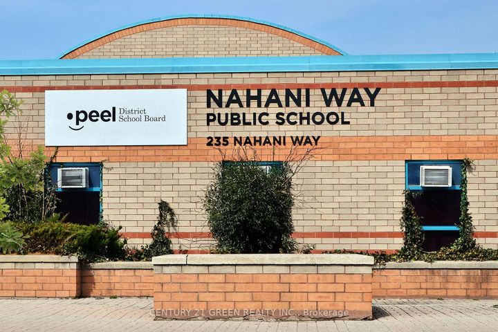 Photo 46 at 170 - 455 Apache Court, Hurontario, Mississauga