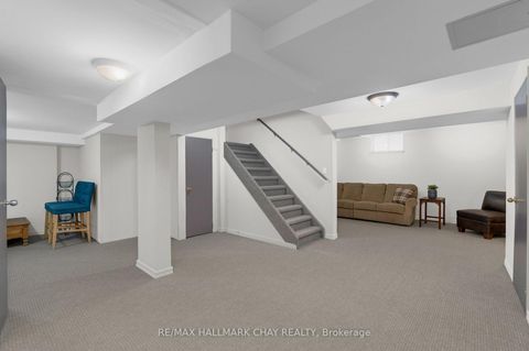 Photo 22 at 12 Muir Drive, Ardagh, Barrie