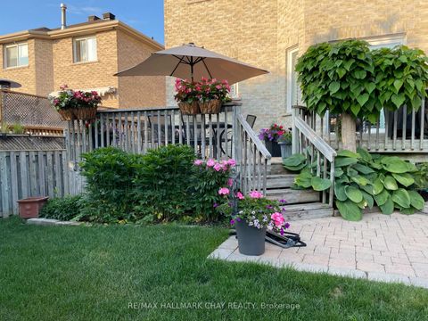 Photo 33 at 12 Muir Drive, Ardagh, Barrie