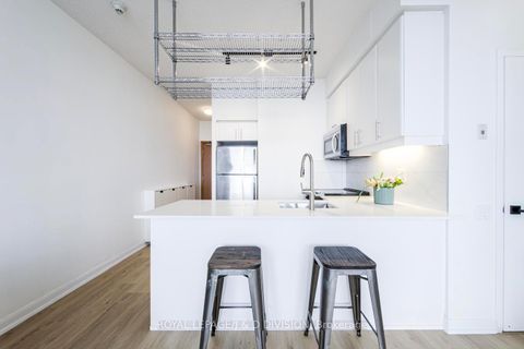 Photo 3 at 3100 - 33 Sheppard Avenue E, Willowdale East, Toronto