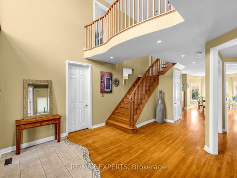 Photo 4 at 203 Thomson Creek Boulevard, Islington Woods, Vaughan