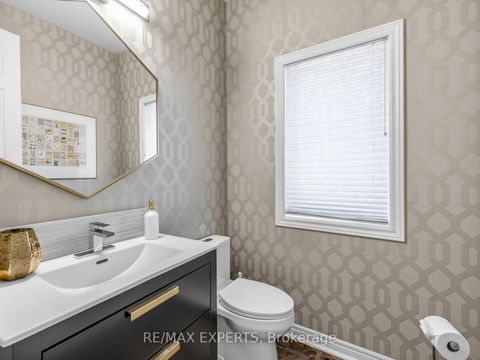 Photo 7 at 203 Thomson Creek Boulevard, Islington Woods, Vaughan