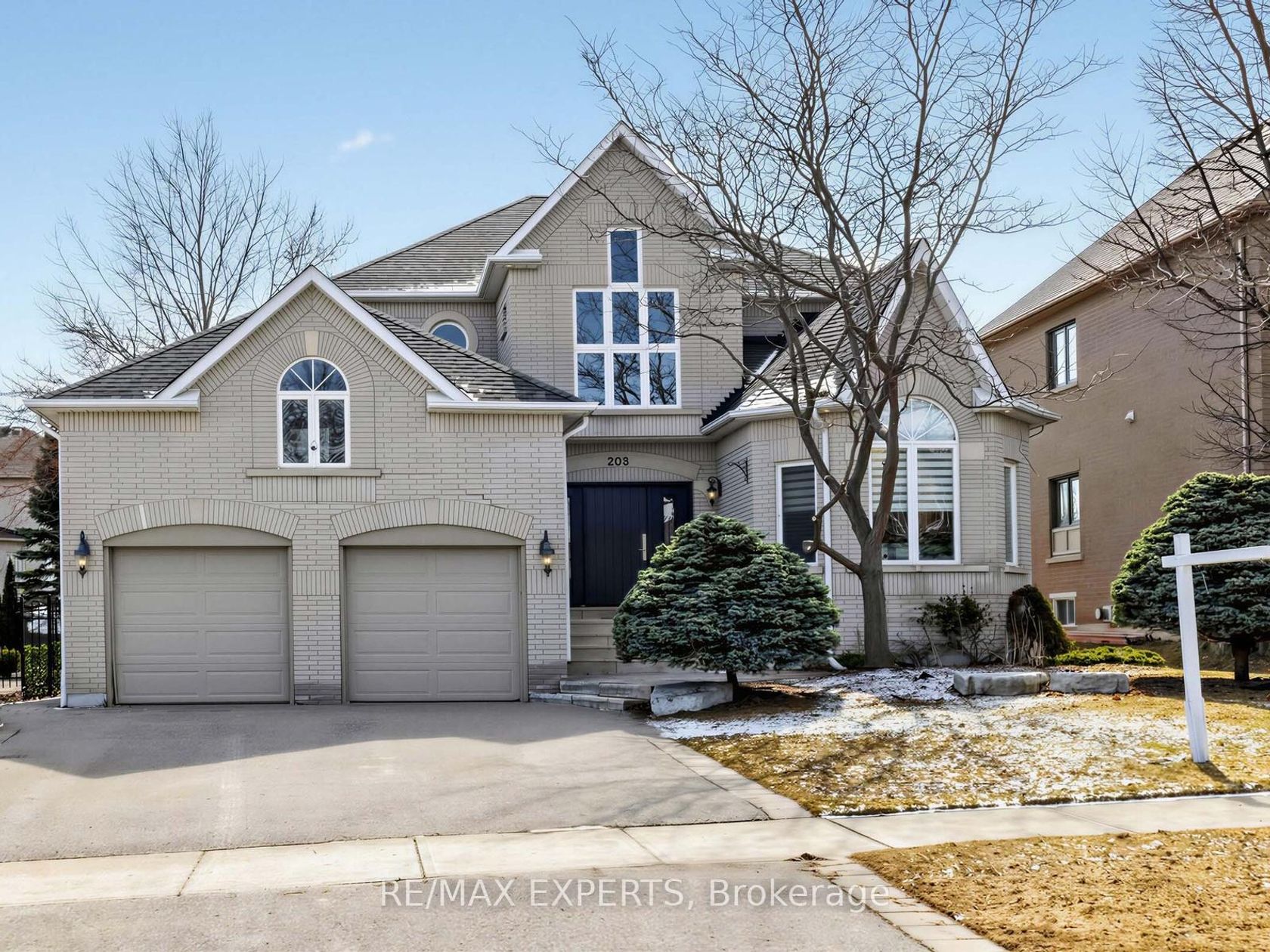 203 Thomson Creek Boulevard, Islington Woods, Vaughan 