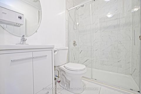 Photo 4 at 130 Duncanwoods Drive, Humber Summit, Toronto