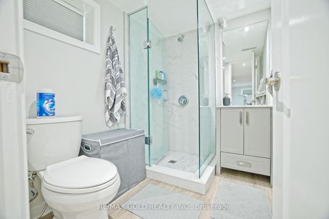 Photo 17 at 130 Duncanwoods Drive, Humber Summit, Toronto