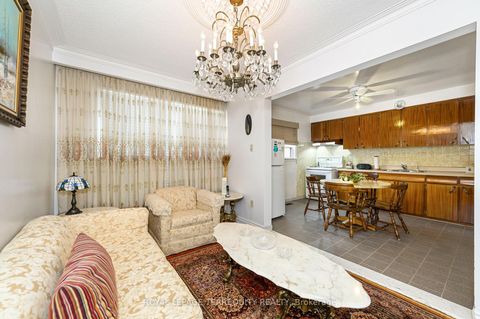 Photo 8 at 8 Sonnet Court, Rustic, Toronto